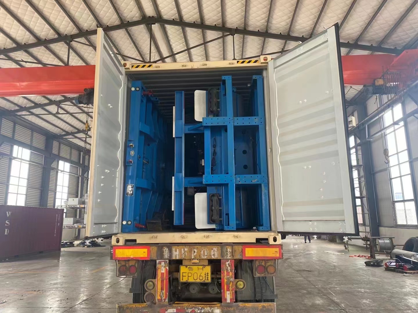 flatbed semi trailer
