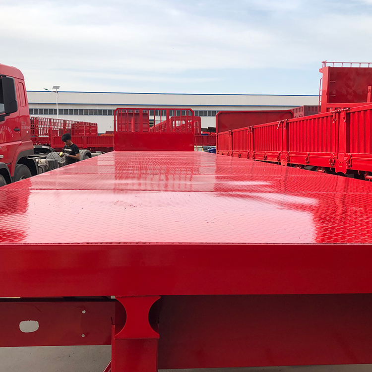 Dump semi trailer
