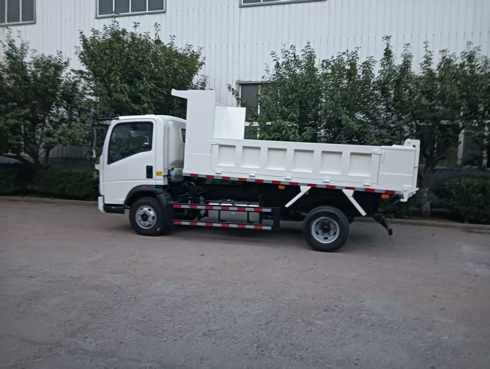 HOWO light duty truck