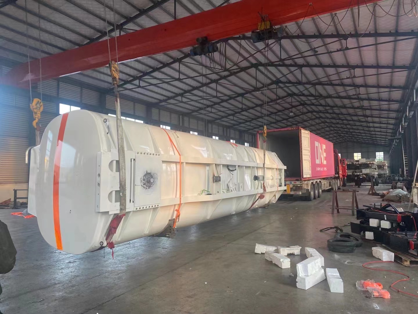 tank semi trailer