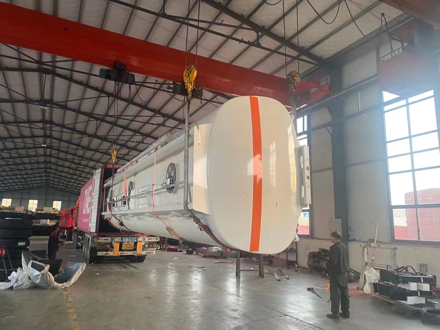 tank semi trailer