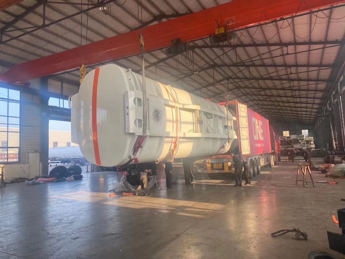 tank semi trailer