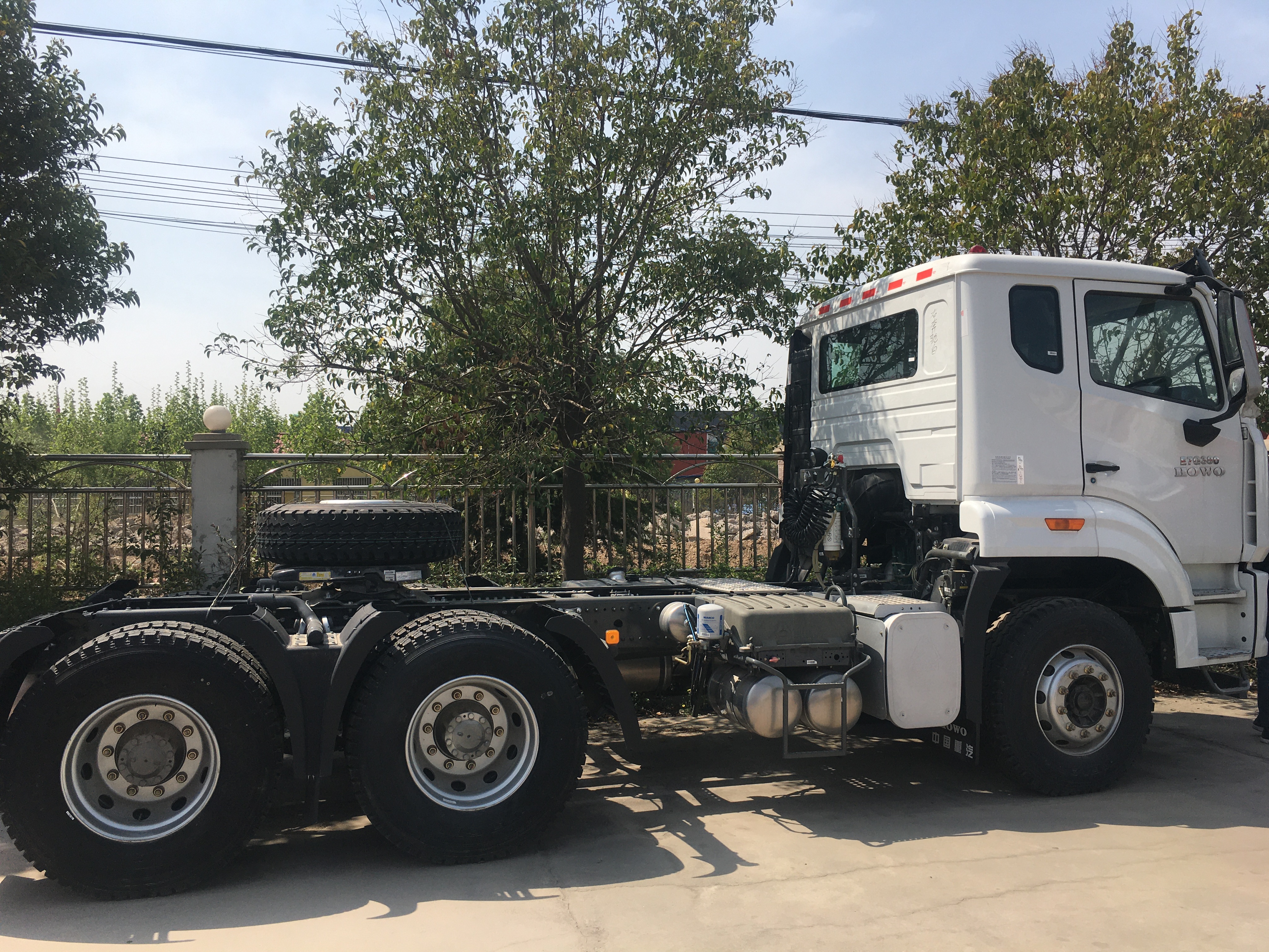 Sinotruk tractor truck