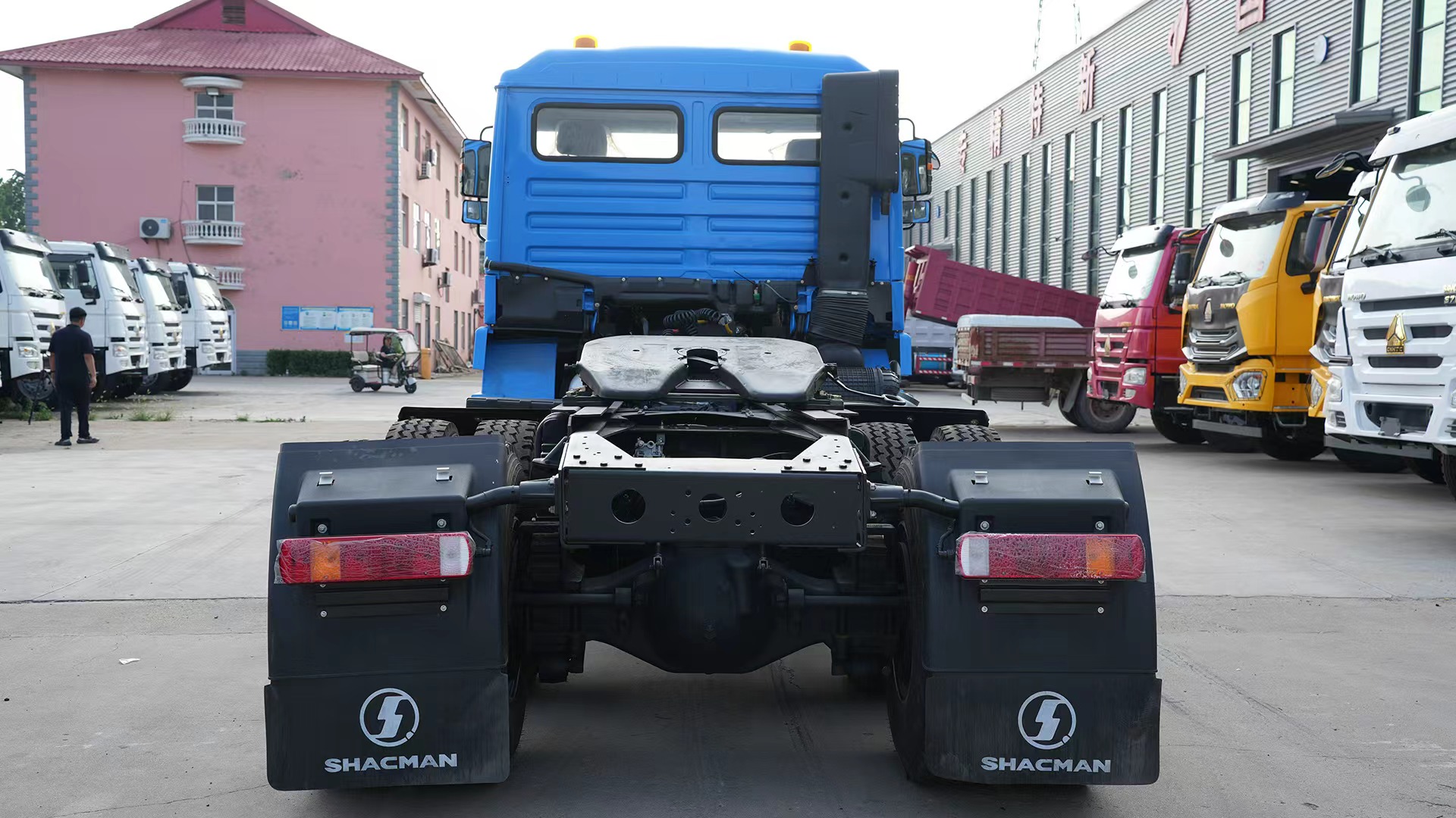 Shacman tractor truck