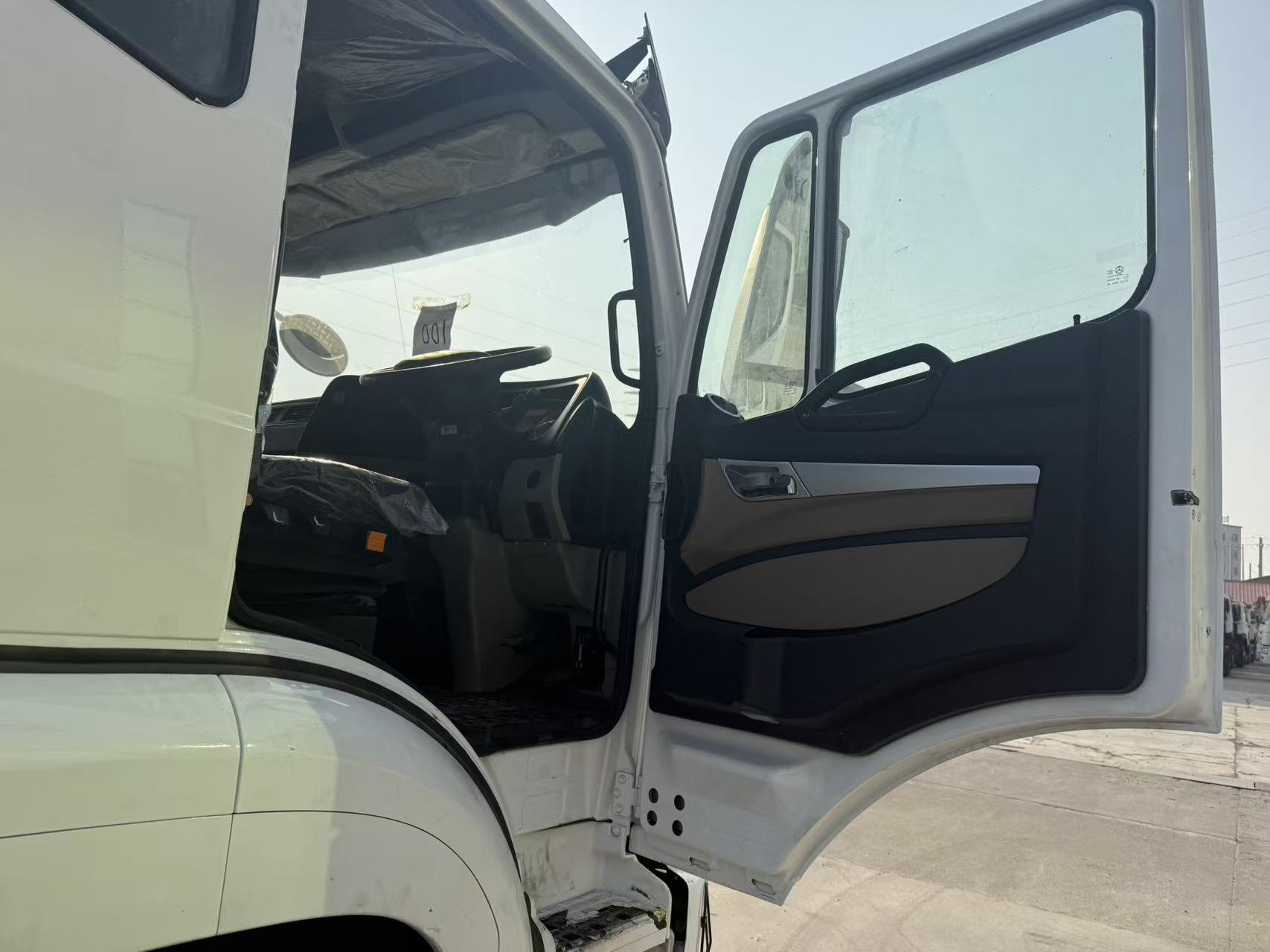 Sinotruk tractor truck