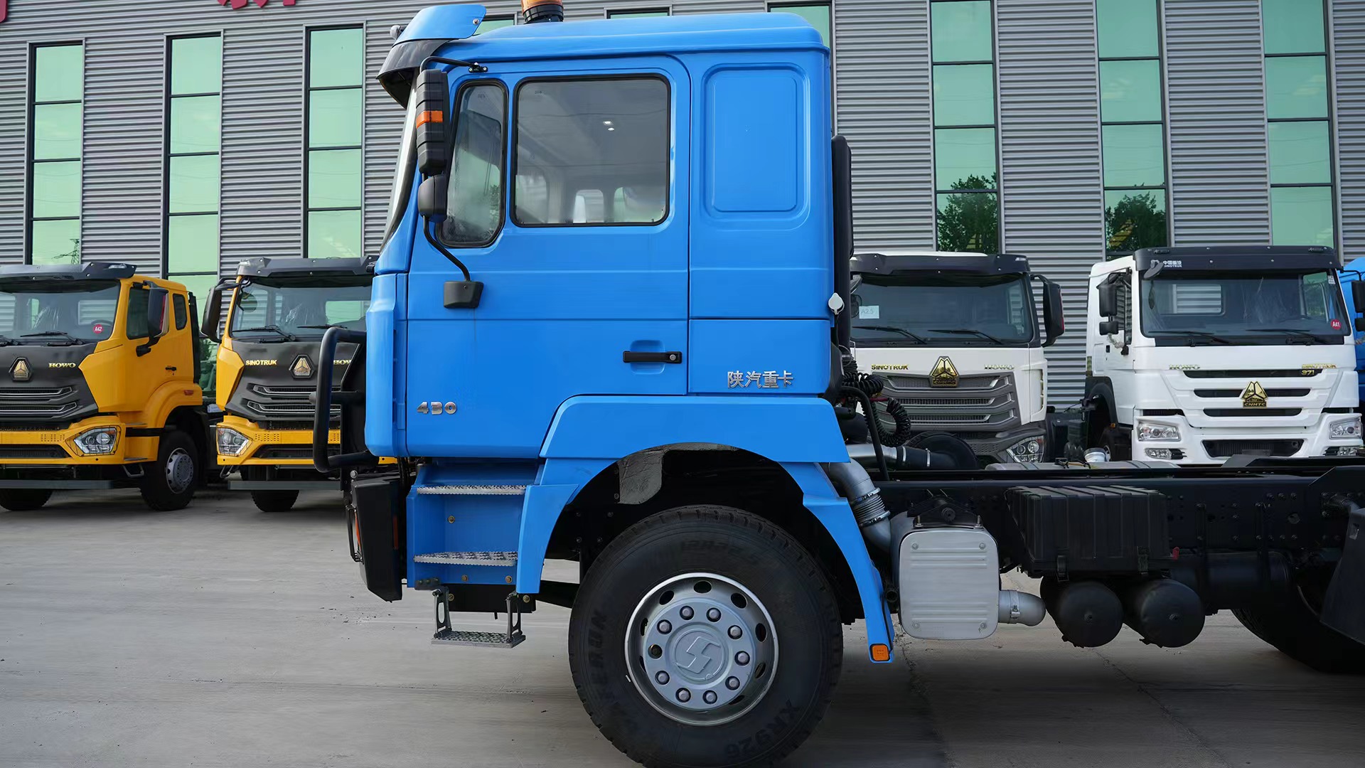Shacman tractor truck