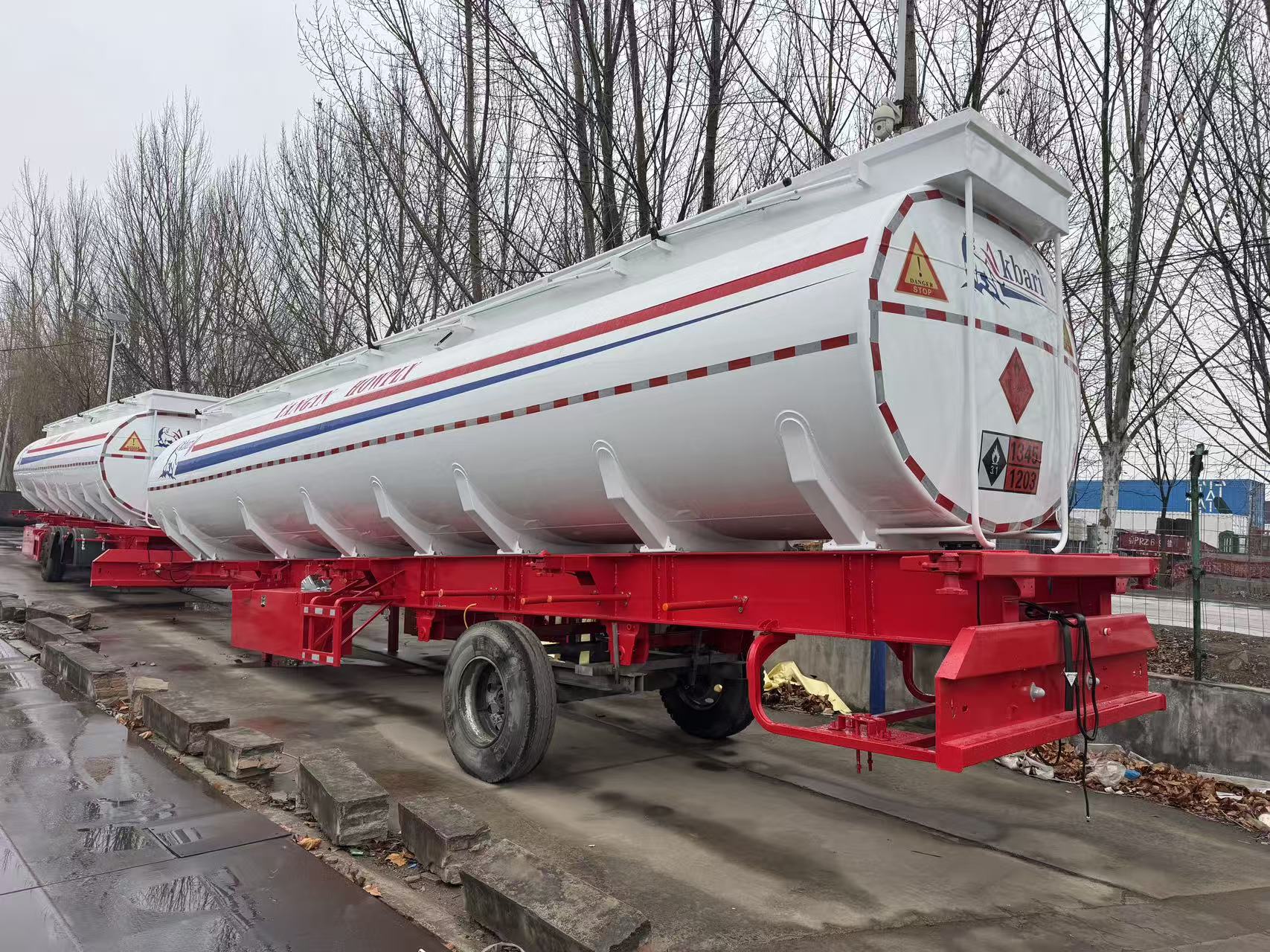 tank semi trailer