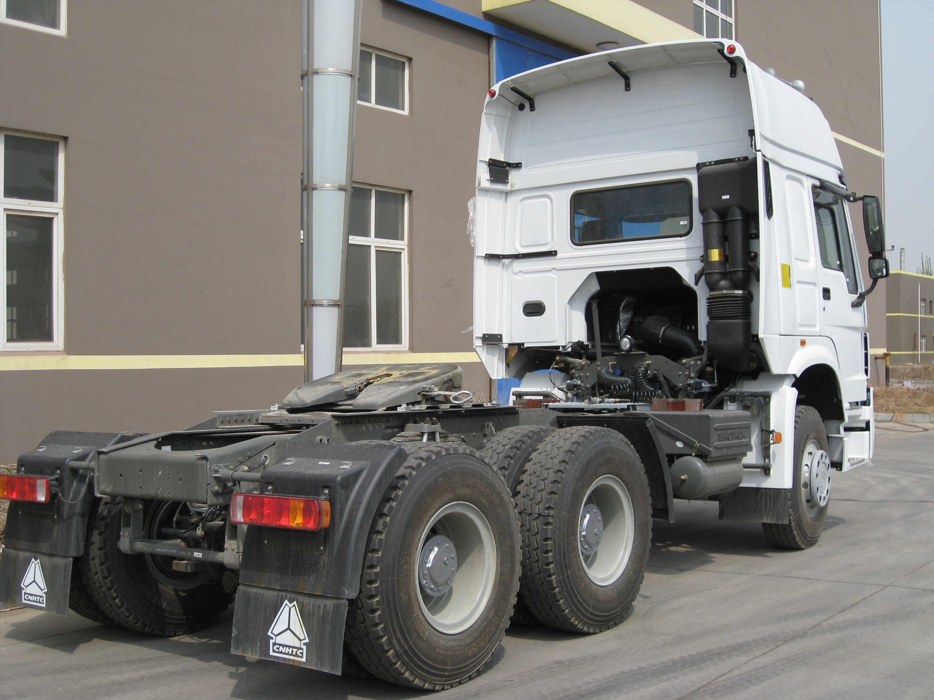 Sinotruk tractor truck