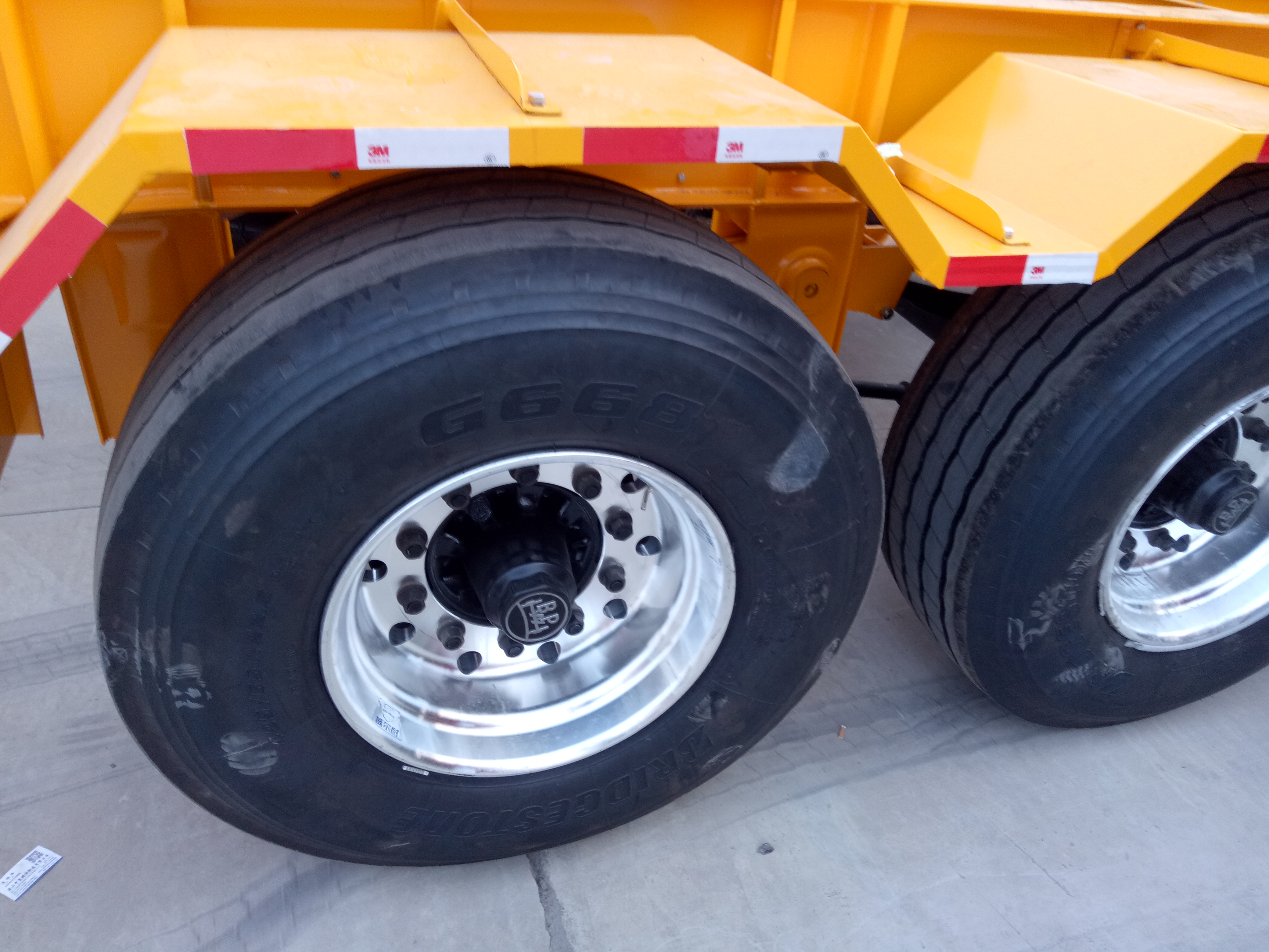 container semi trailer
