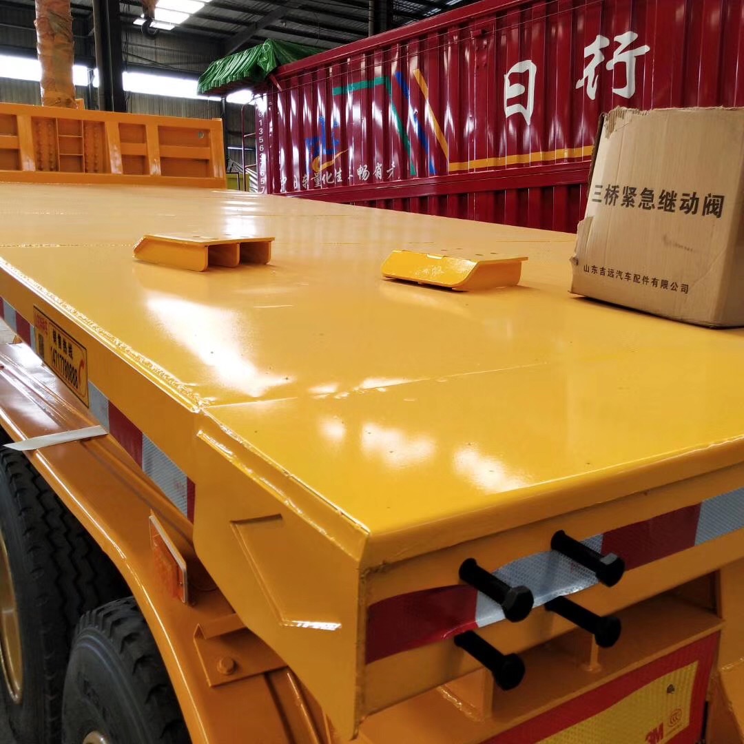 Dump semi trailer