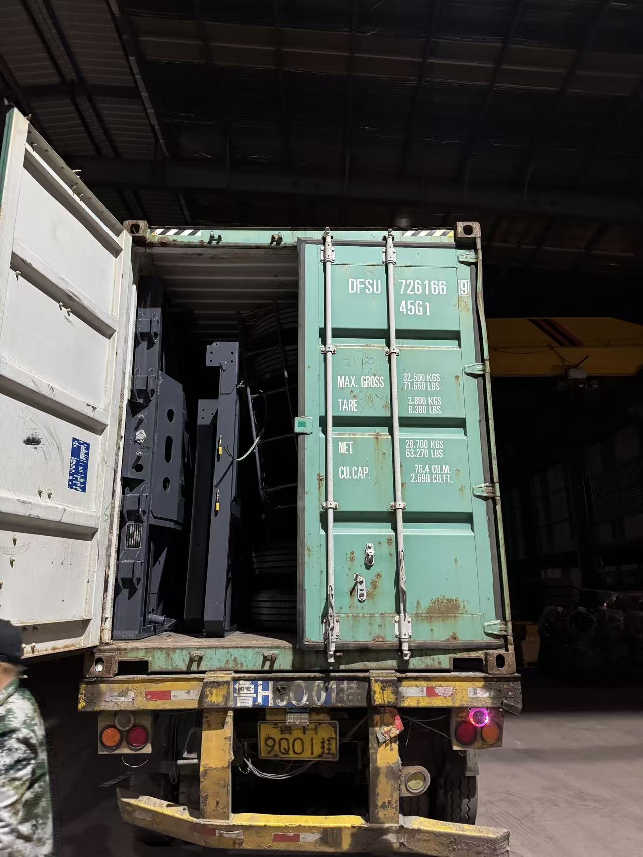 flatbed semi trailer