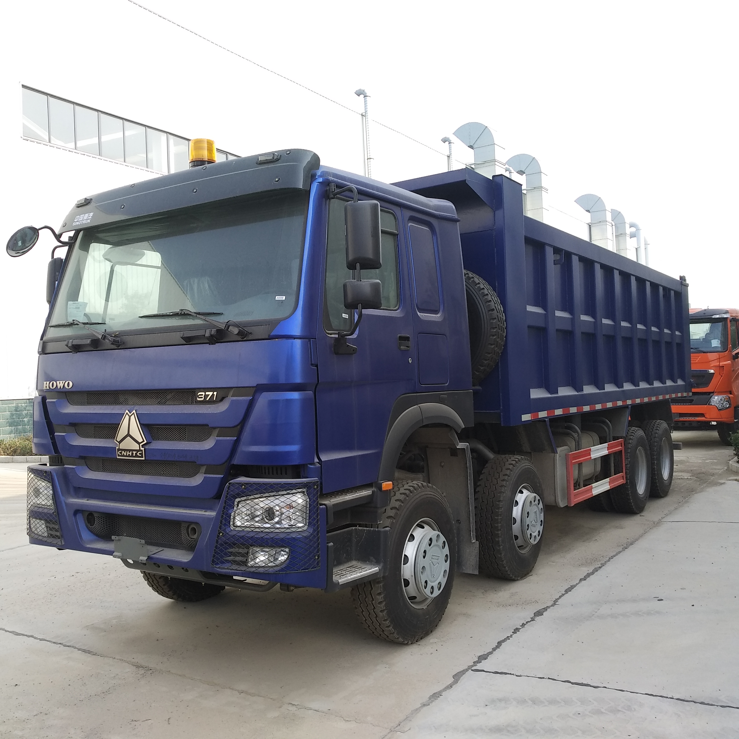 Sinotruk dump truck