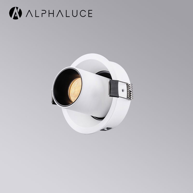 trim Spotlights