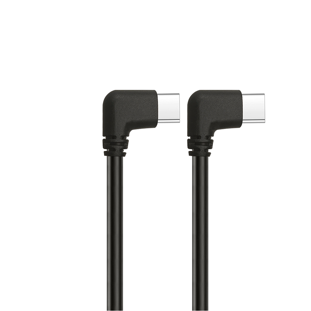 Focuses Electronics USB-C to USB-C cable connectors detail