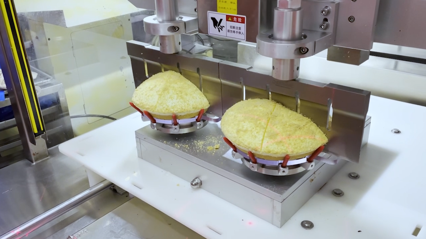 How to cut cheesecake with ultrasonic slicer