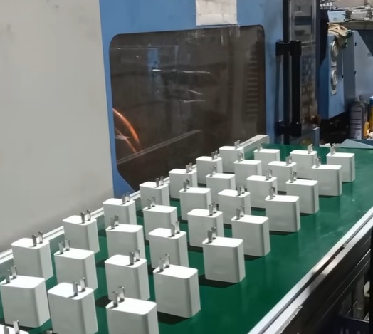 Plastic injection molding applications in home appliance manufacturing