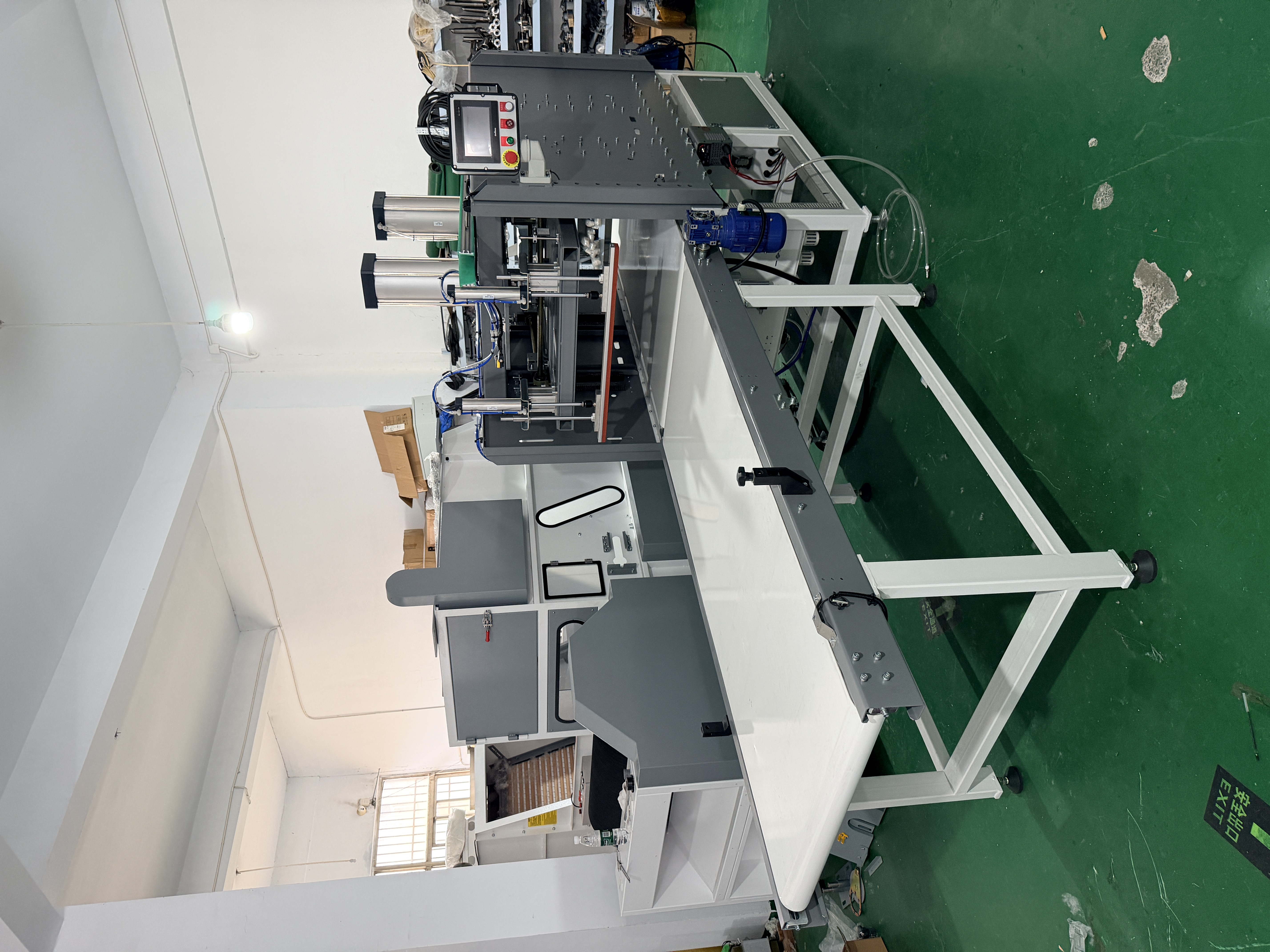 Pillow compression packaging machine Pillow compression packaging machine used in bedding filling line