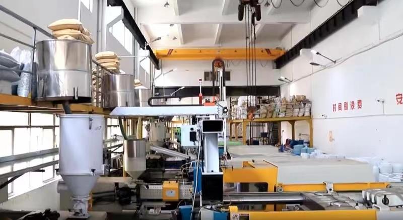 Injection molding workshop at Nantong Plastic factory