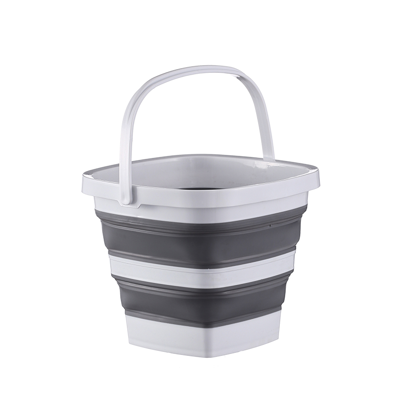 Collapsible Water Bucket