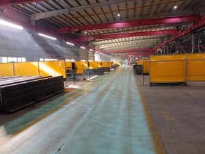 Large quantity of welding cells for large quantity of metal fabrication needs