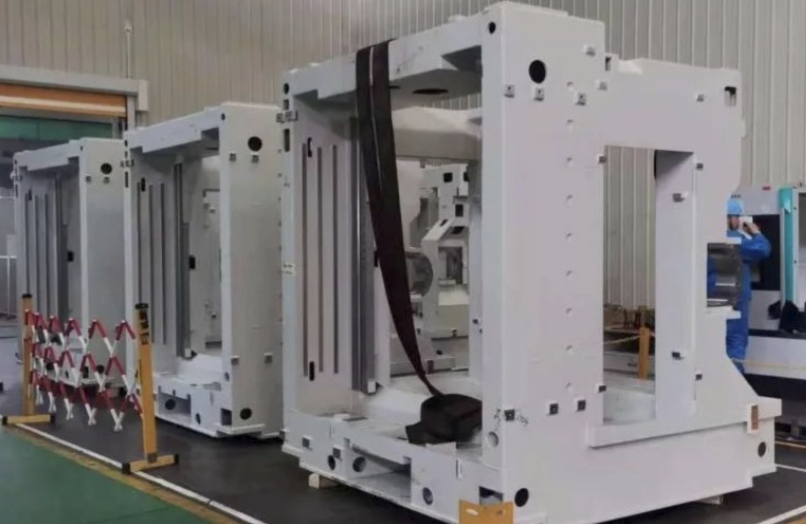 Photo#4:Milling machine center frame painted to white color