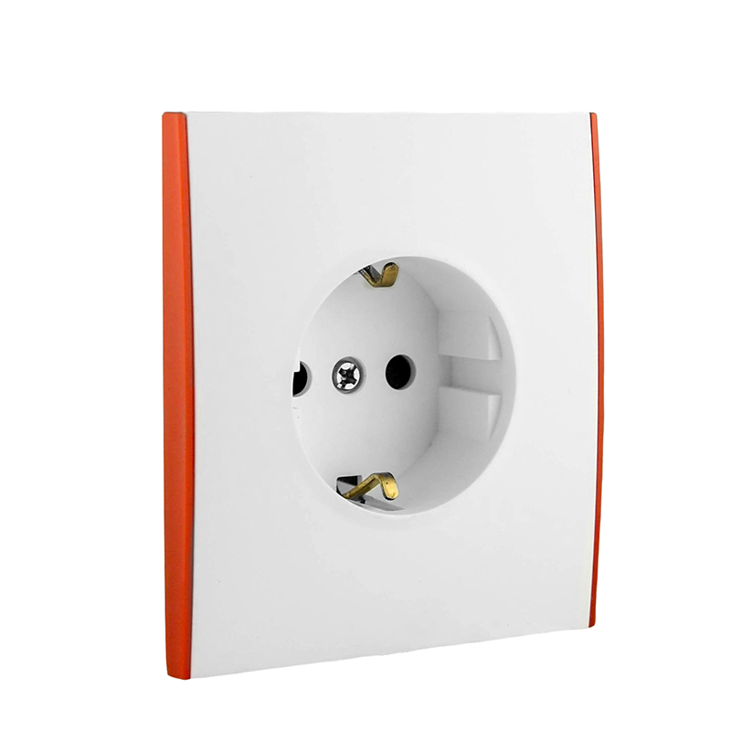 HYFF M149 1-gang Schuko wall socket with 6.5 mm ultra-slim frameless panel and multi-directional mounting