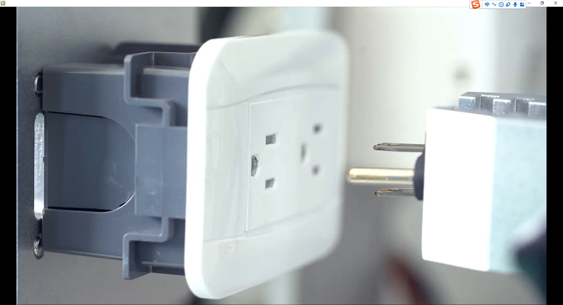 Schuko wall socket with earthing contacts assessed under Low Voltage Directive 2014/35/EU