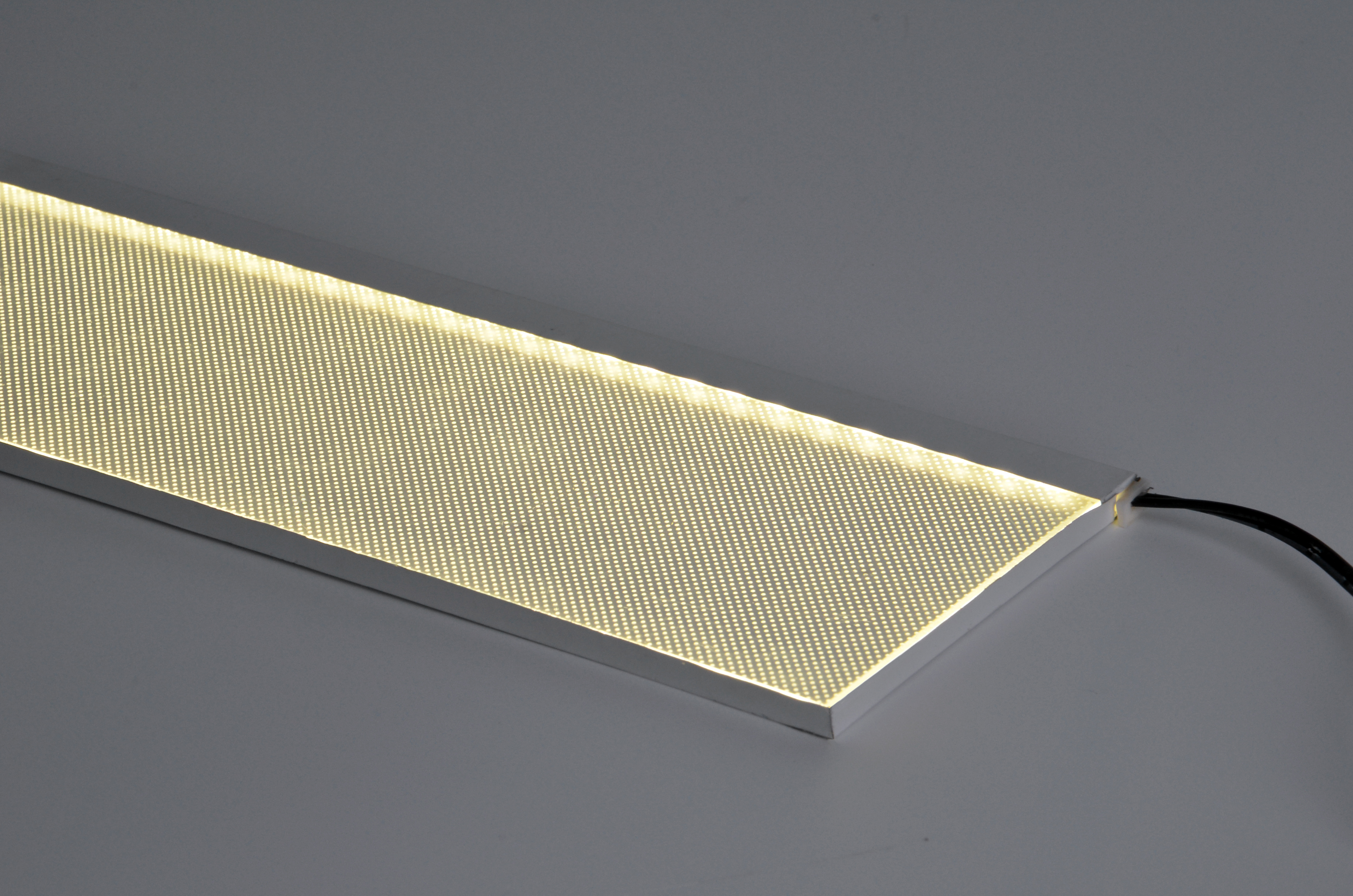 lgp warm light<p class=