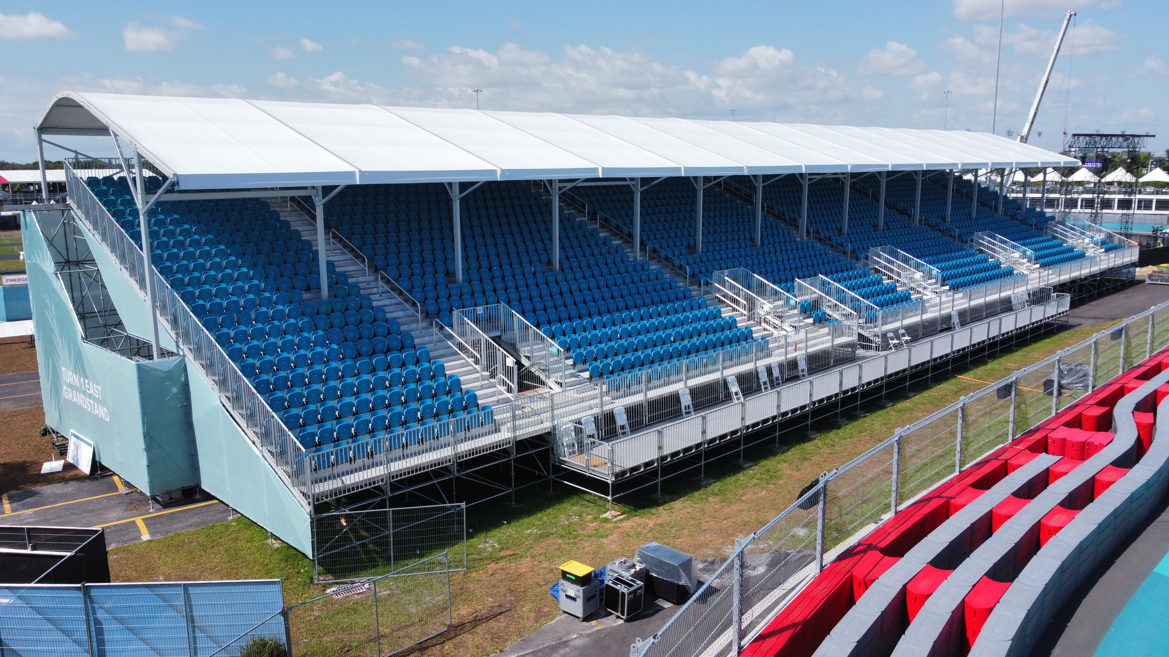 Large-scale structure tent and grandstand deployment at the Formula 1 Miami Grand Prix