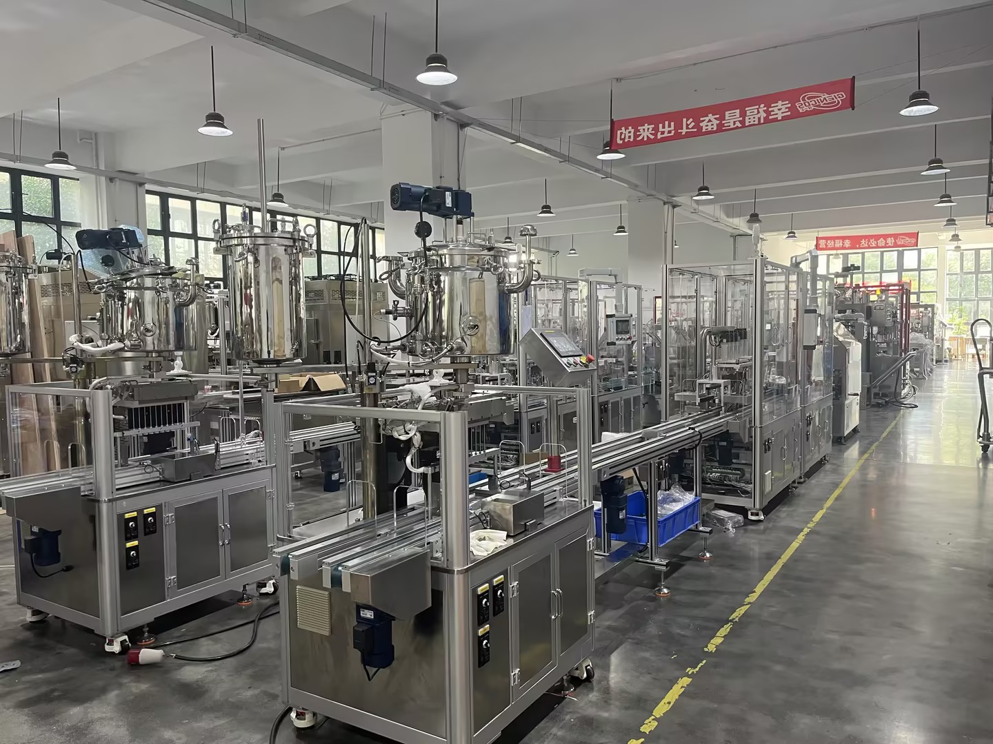 HIGH SPEED 80-100PCS PER MIN LIPGLOSS FILLING CAPPING LABELING PRODUCTION LINE
