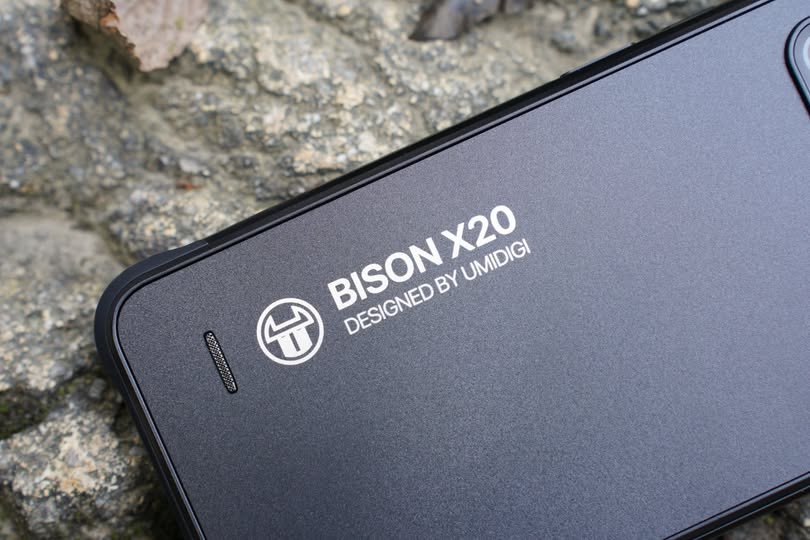 UMIDIGI BISON X20 Side View