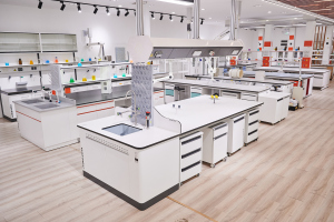 evergreat-showroom-white-and-red-laboratory-benches