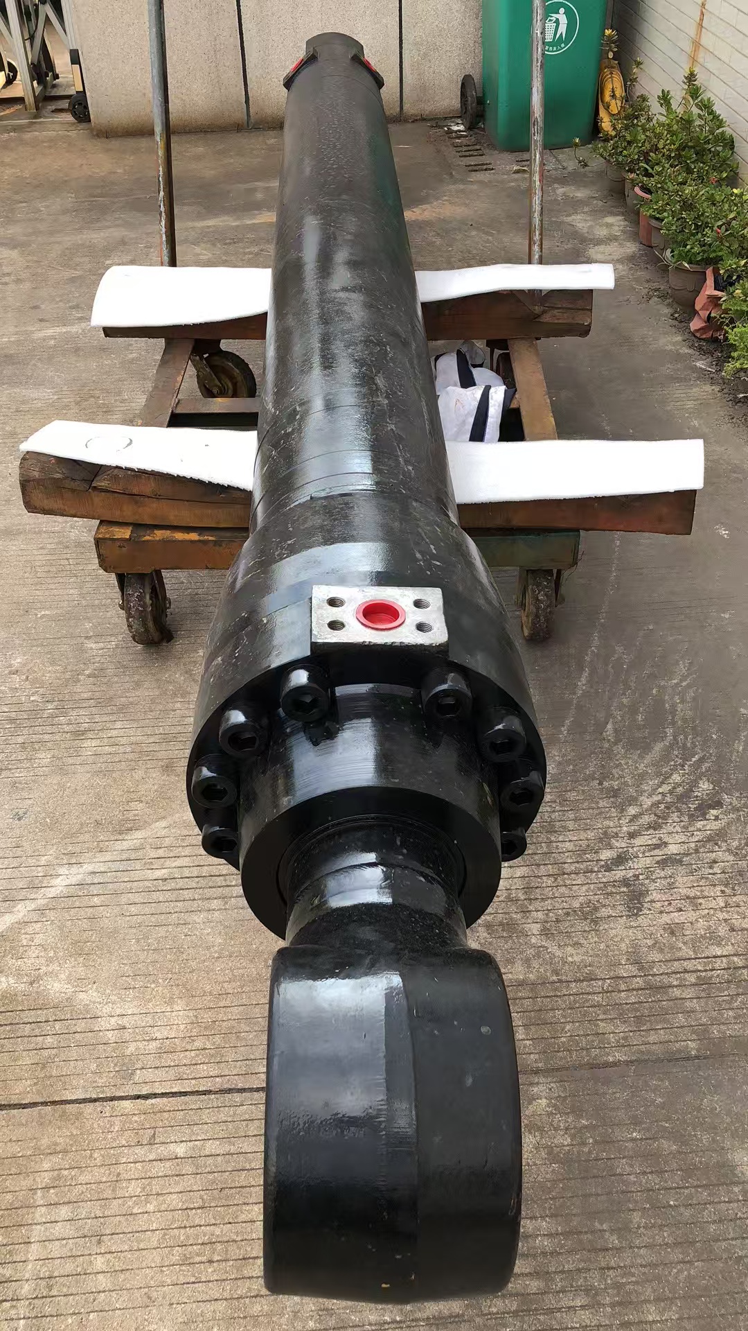 CAT Excavator Hydraulic Cylinder Replacement