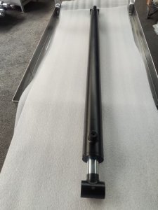 Custom Long-Stroke Hydraulic Cylinder