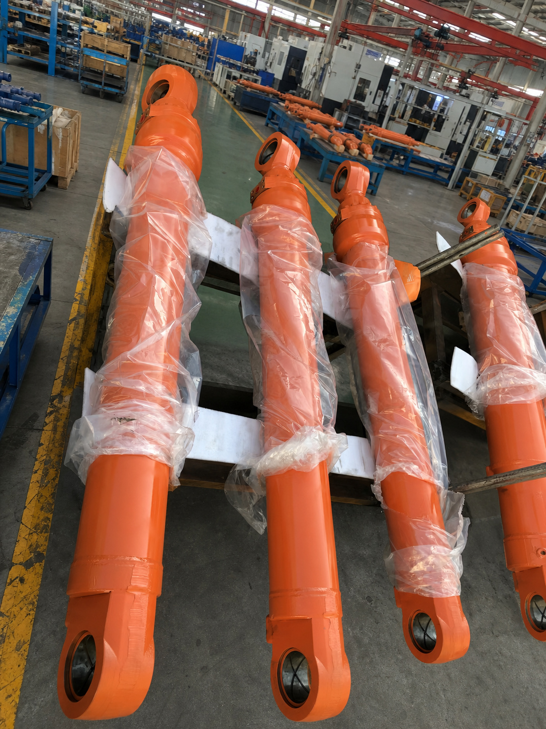komatsu-excavator-bucket-cylinder-compatible-replacement