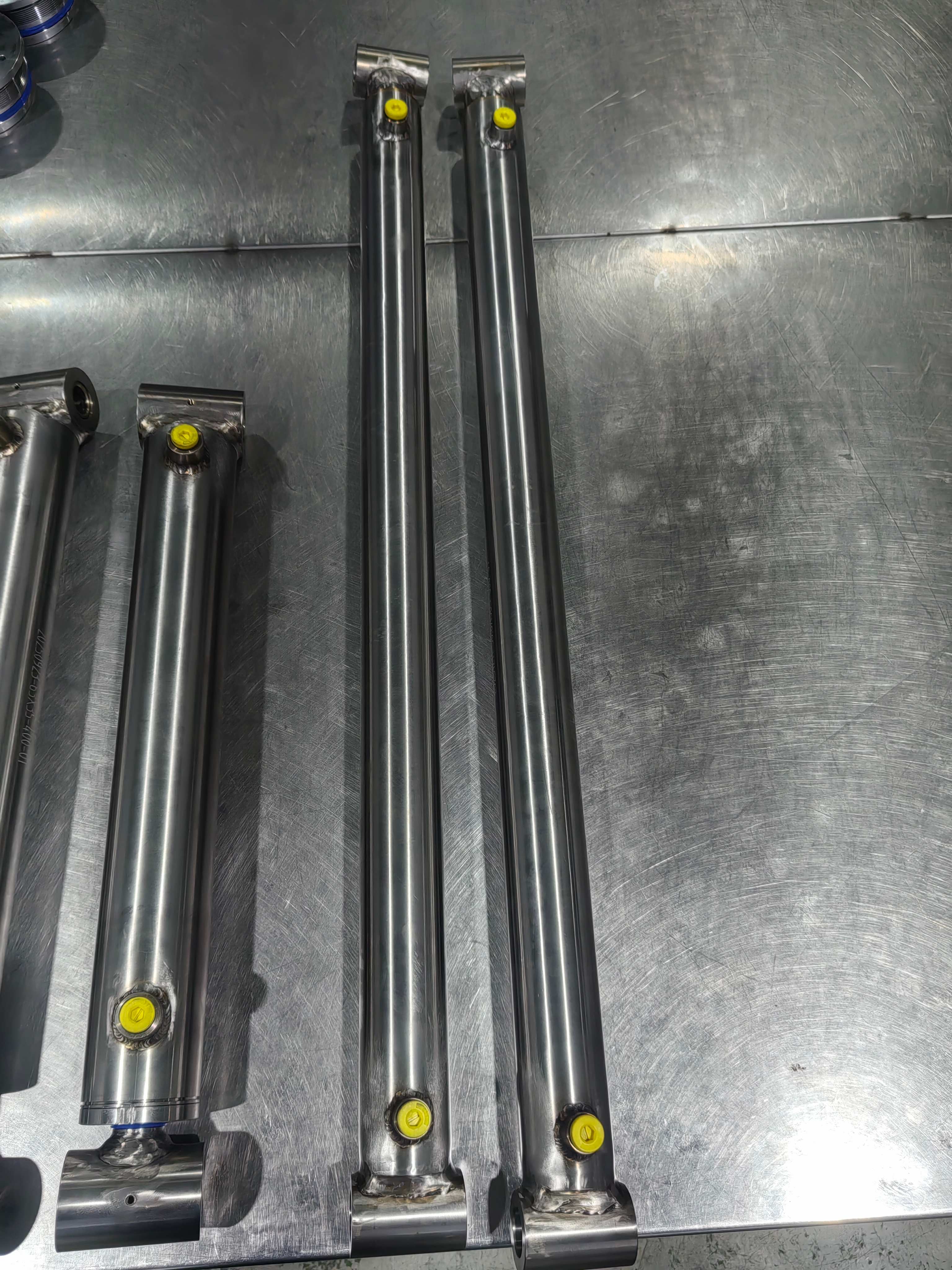 apex-corrosion-resistant-marine-hydraulic-cylinder