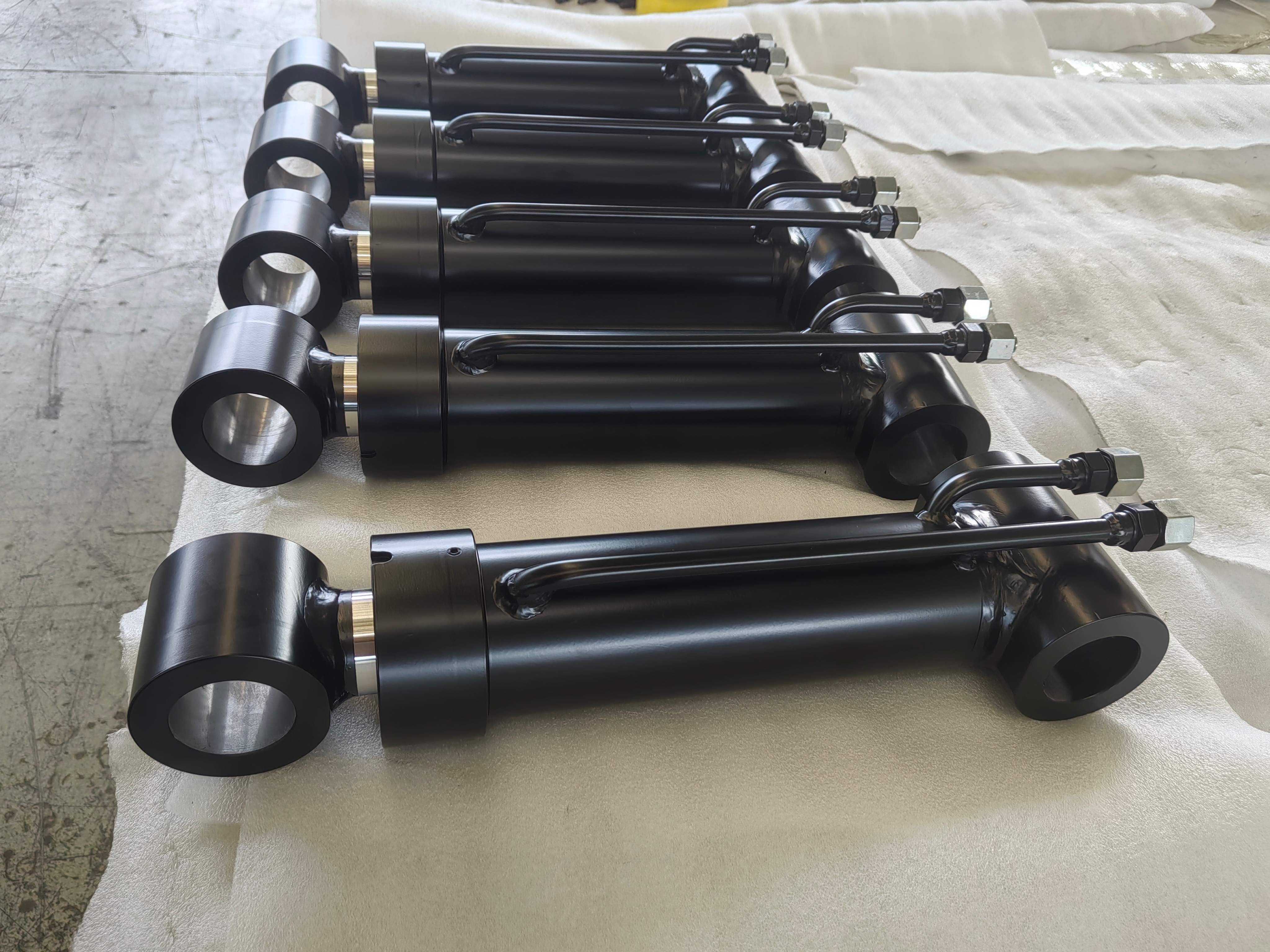apex-heavy-duty-forestry-grapple-cylinder