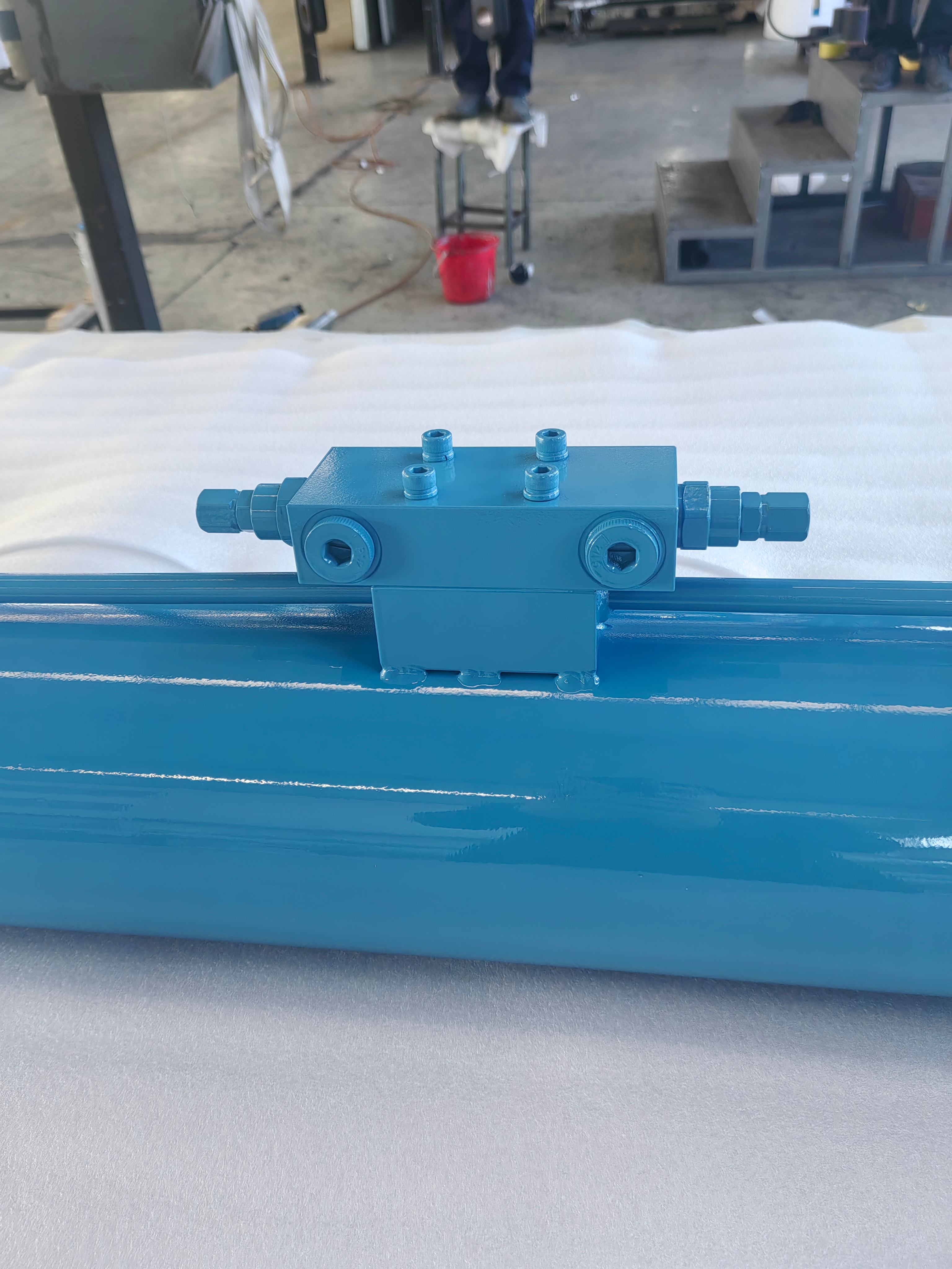 apex-magnetostrictive-sensor-hydraulic-cylinder
