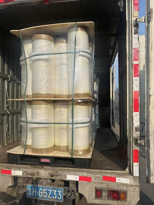 BOPP specialty lamination film loading for distribution to Korea Italy and Sri Lanka