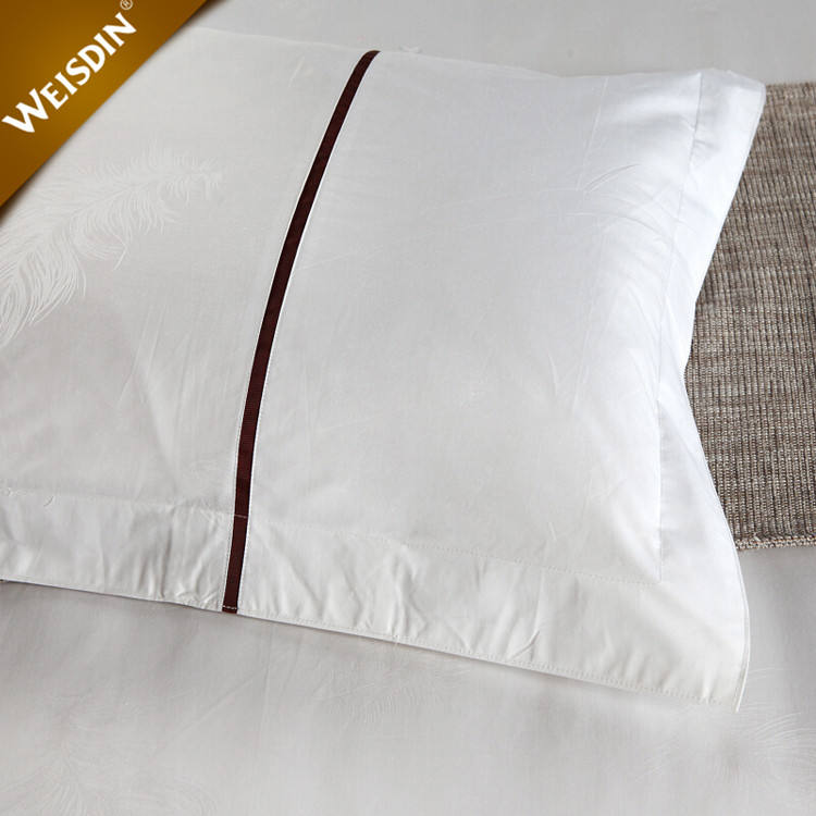 Jacquard Bedding Set