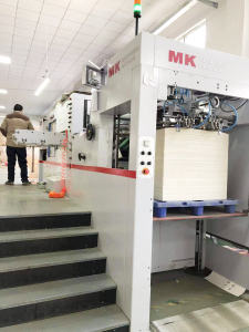 Automatic die-cutting machine