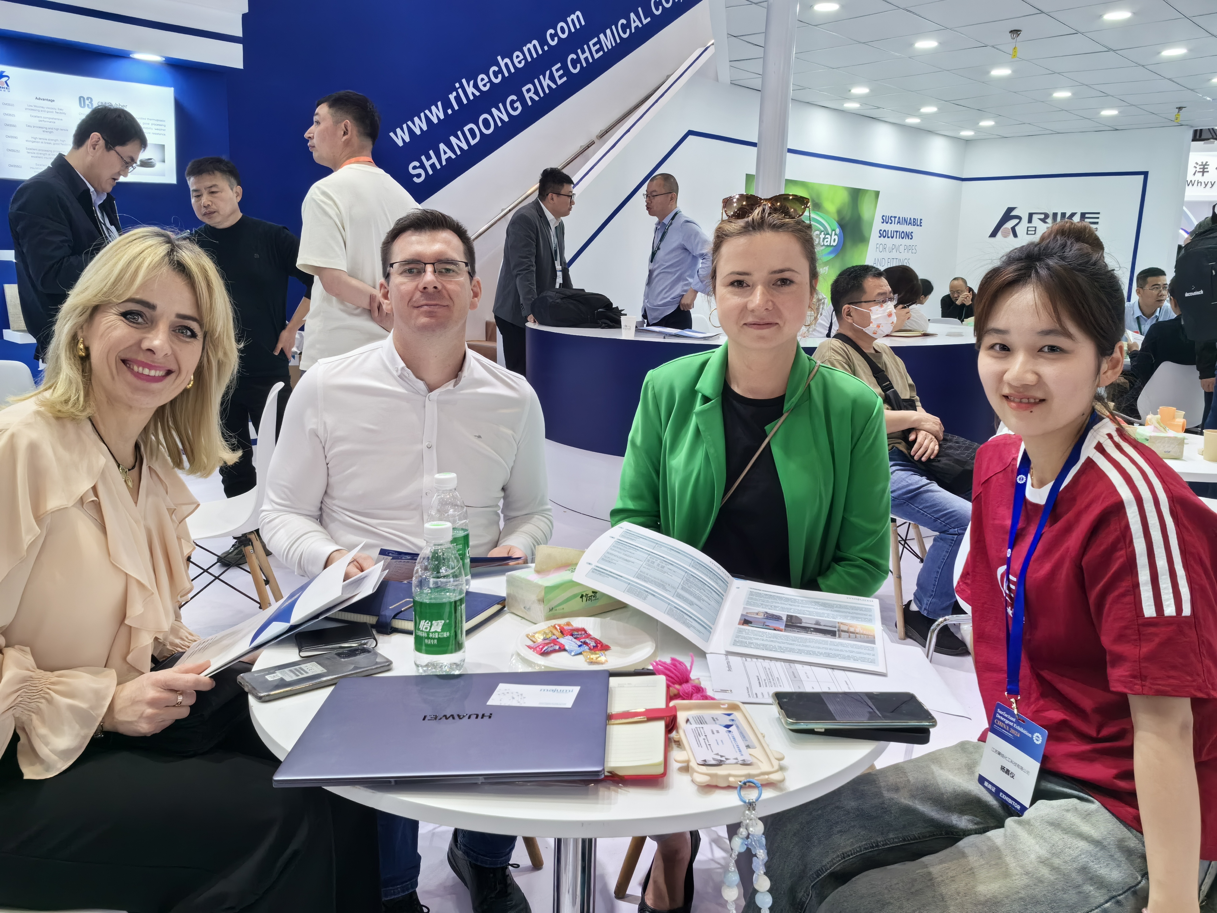 Leading international semiconductor material company (photoresist formulation developer)
Display panel manufacturer (OLED material supplier)
Leading domestic chip manufacturer (foundry)
European fine chemical trader (electronic chemicals distribution)