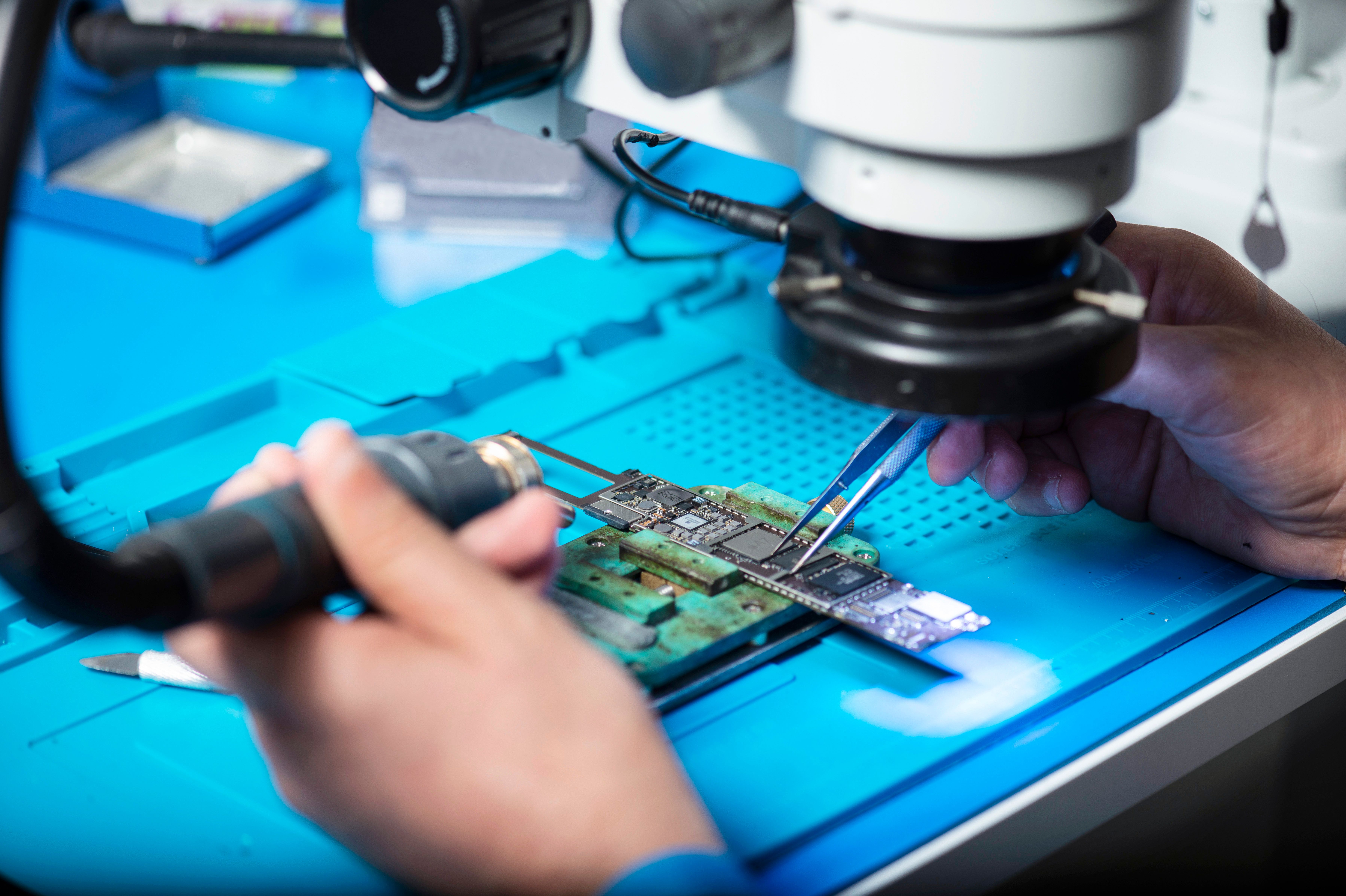 Semiconductor wafer processing line representing electronic-grade chemical applications