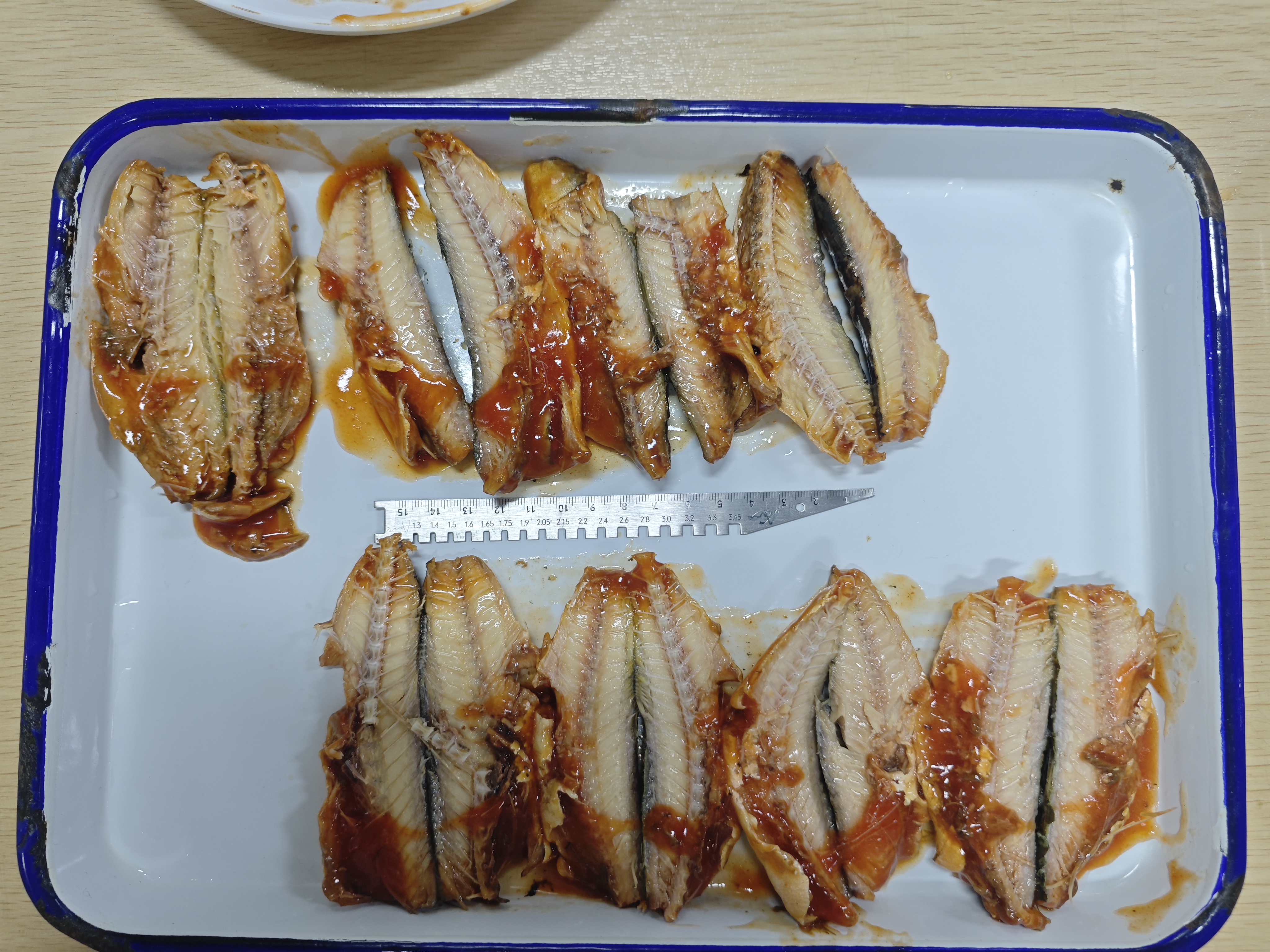 Canned mackerel in tomato sauce, one packing-medium variant of the canned fish range