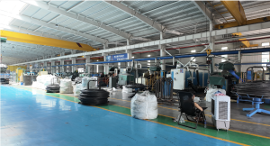 Cold heading machine equipment in production workshop