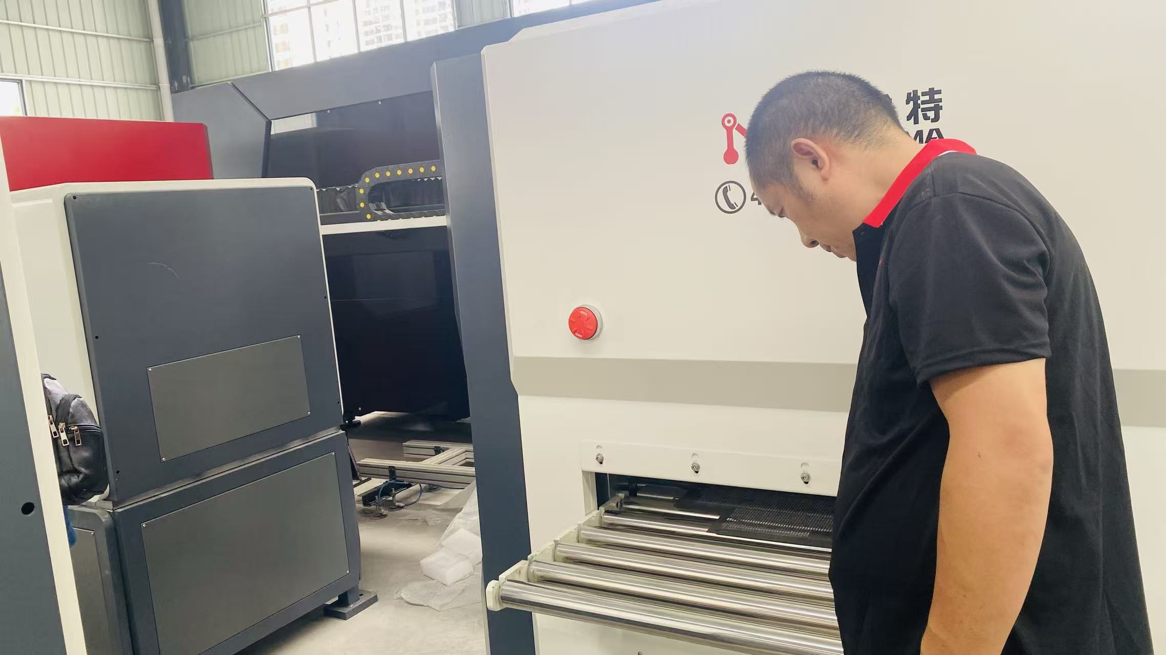 CNC leveler installation in a thin-gauge sheet metal processing line