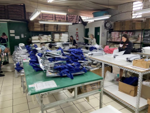 Mid-Scale Non-Woven Bag Manufacturer / Packaging Supplier for Retail & Agriculture