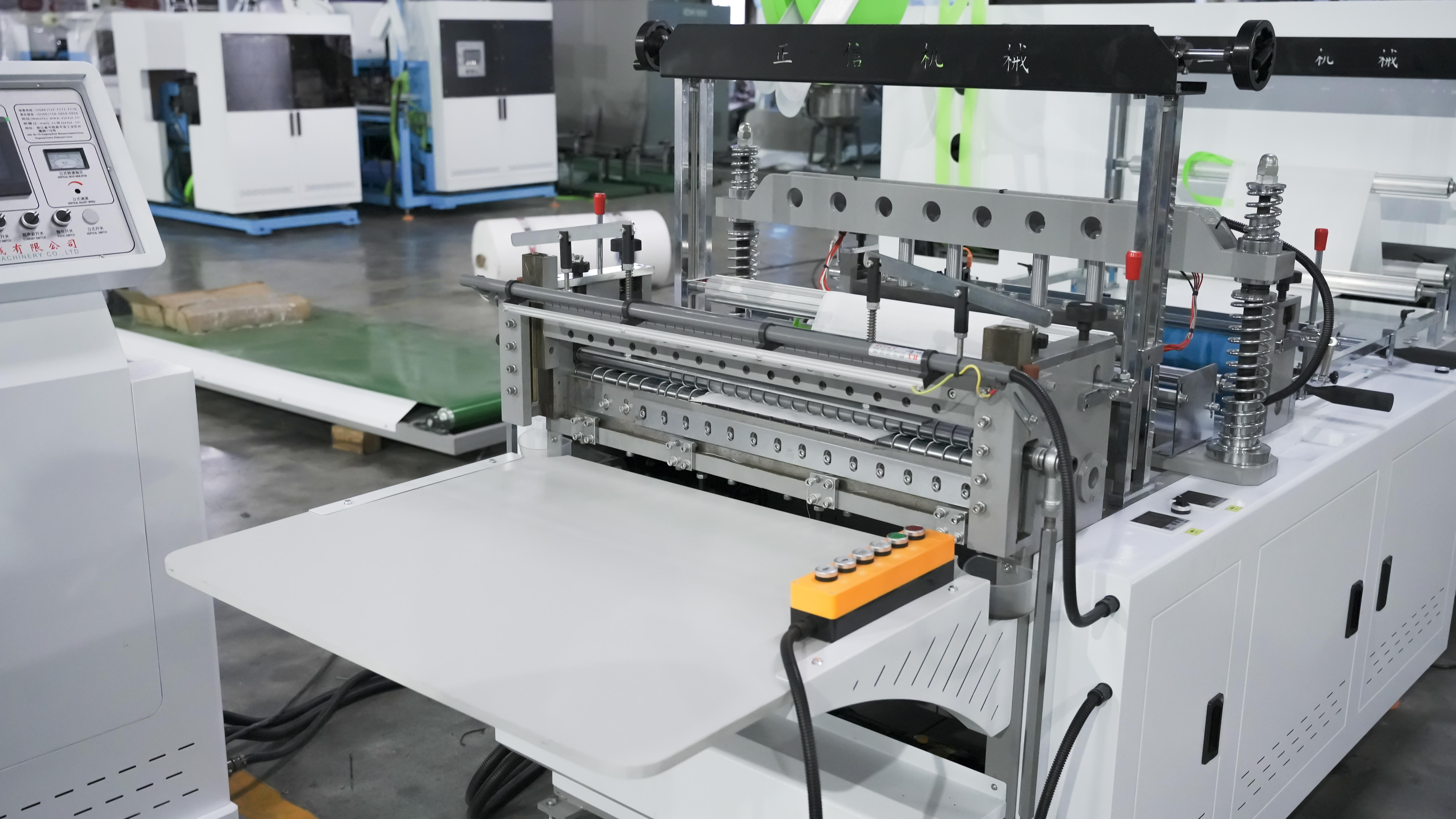 Cold-cutting-blade-and-work-table