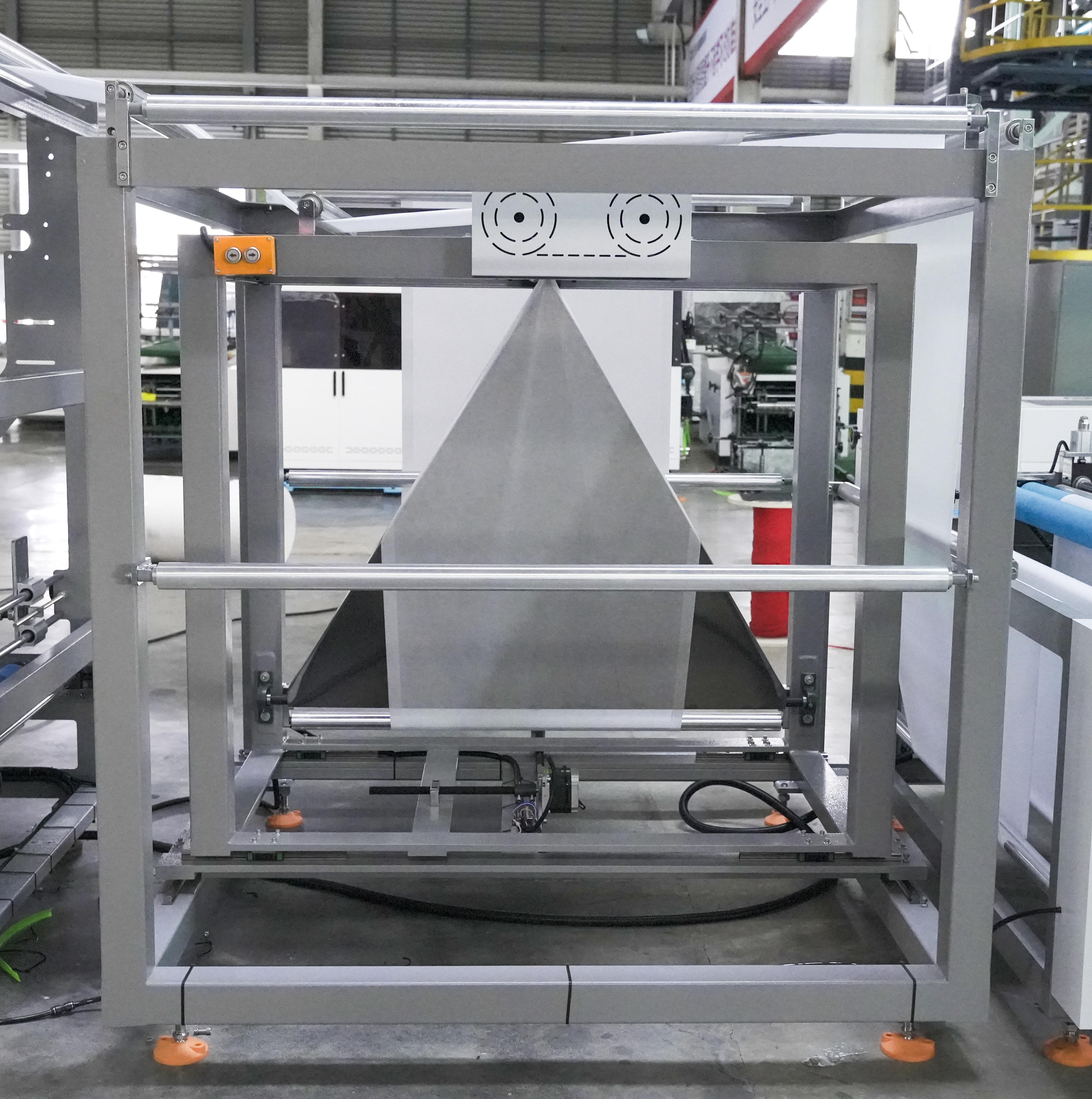 Fabric-folding-part