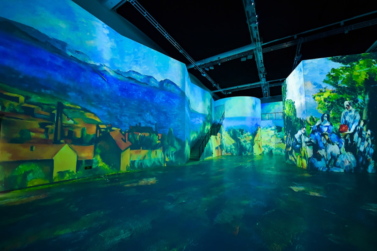 Blended 3x3 projector walls at the Cézanne immersive exhibition, Shenzhen Blended projector walls inside the Cézanne immersive exhibition powered by Bitvisus video wall controllers